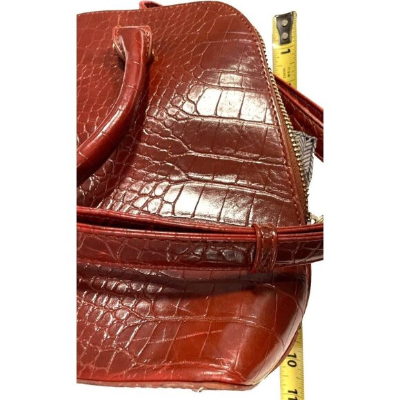 Miztique large shoulder crossbody carry-on bag tote oxblood crocodile embossed z - Picture 8 of 10